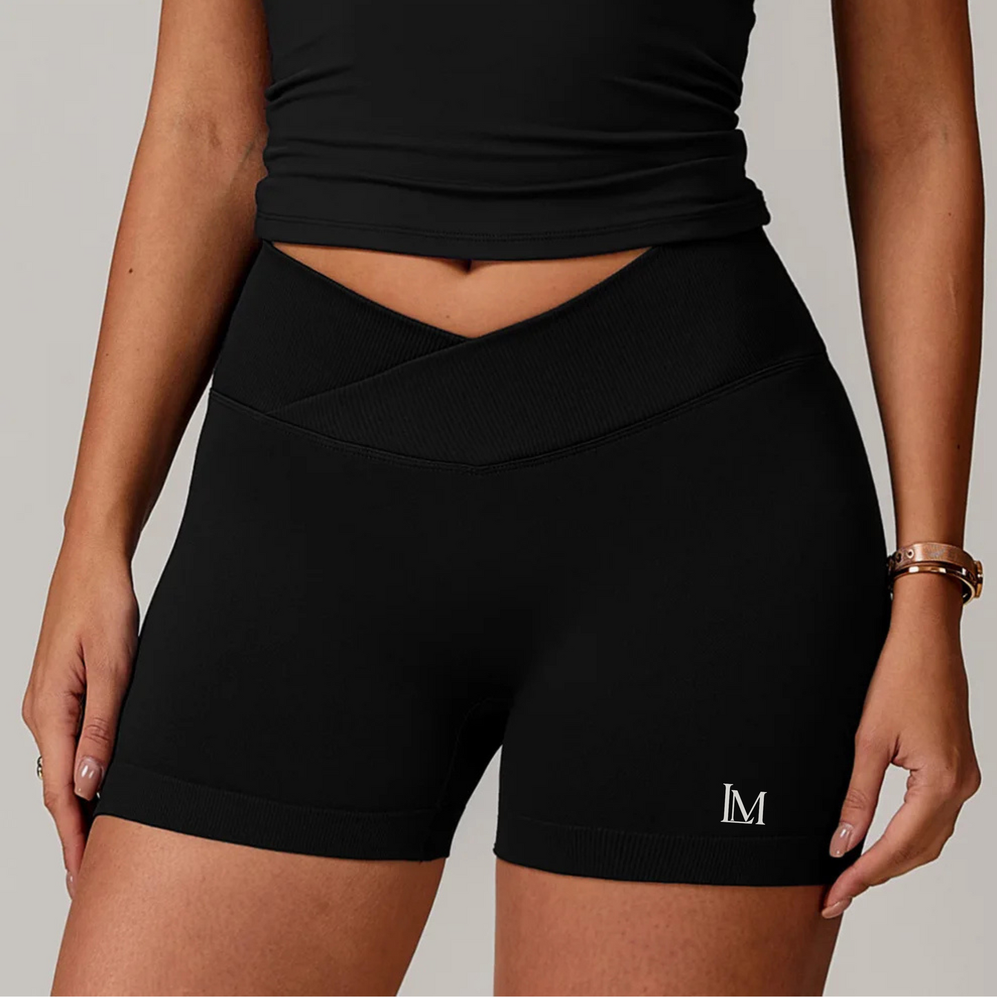 Gym shorts - V shorts